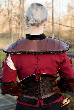 Noble Leather Gorget-GoblinSmith