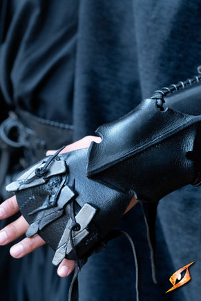 Claw Bracer-GoblinSmith