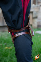Noble Leather Poleyns-GoblinSmith