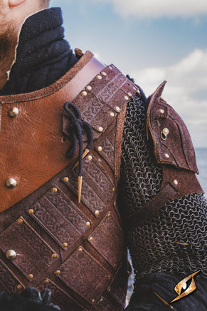 Woodsman Suede Shoulder Armour-GoblinSmith