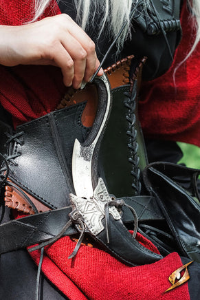 Dark Elven Throwing Knife & Holder-GoblinSmith
