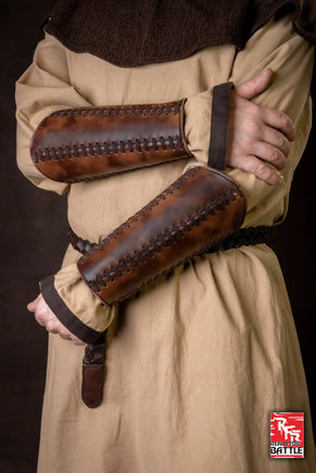 Bracers Squire - Faux Leather-GoblinSmith