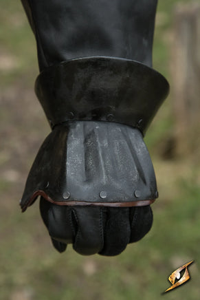 Hourglass Demi Gauntlets-GoblinSmith