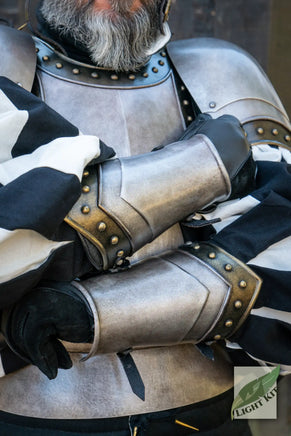 Knightly Bracers-GoblinSmith