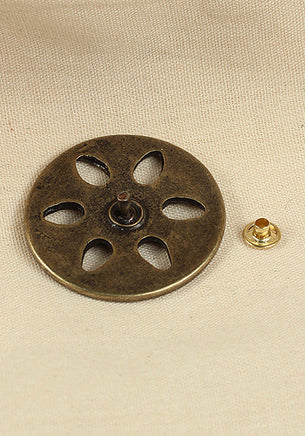 Rivet-Plate with Flower Antique Brass-GoblinSmith