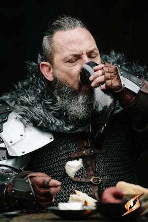 Chieftain drinking horn 16.9 fl oz with Stand-GoblinSmith