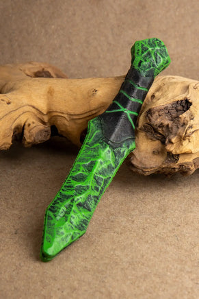 Poison Throwing Knife-GoblinSmith
