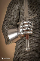 Hourglass Gauntlets 1350-1410 1,6mm Polished-GoblinSmith