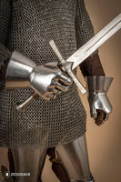 Hourglass Gauntlets 1350-1410 1,6mm Polished-GoblinSmith
