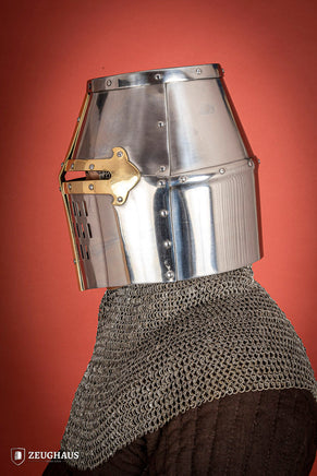 Crusader Great Helmet 1,6mm with Brass-GoblinSmith