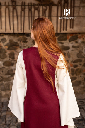 Wool Surcot Albrun Red-GoblinSmith