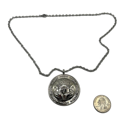 Dungeons & Dragons Jewelry - Amulet of Health-GoblinSmith