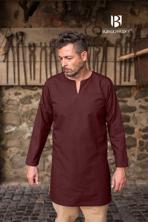 Under Tunic Leif Bordeaux-GoblinSmith