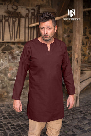 Under Tunic Leif Bordeaux-GoblinSmith