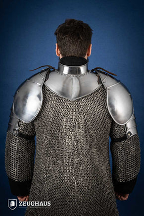 Pauldron Knight Polished-GoblinSmith